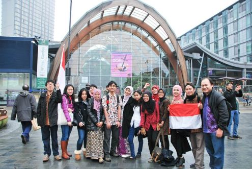 uni sheffield world week parade